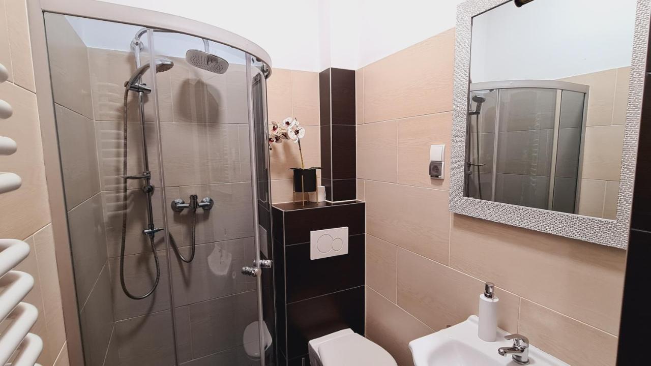 Nr 1 Z Balkonem, Nr 7 Z Tarasem, Wilcza Przy Szlaku * Karpacz