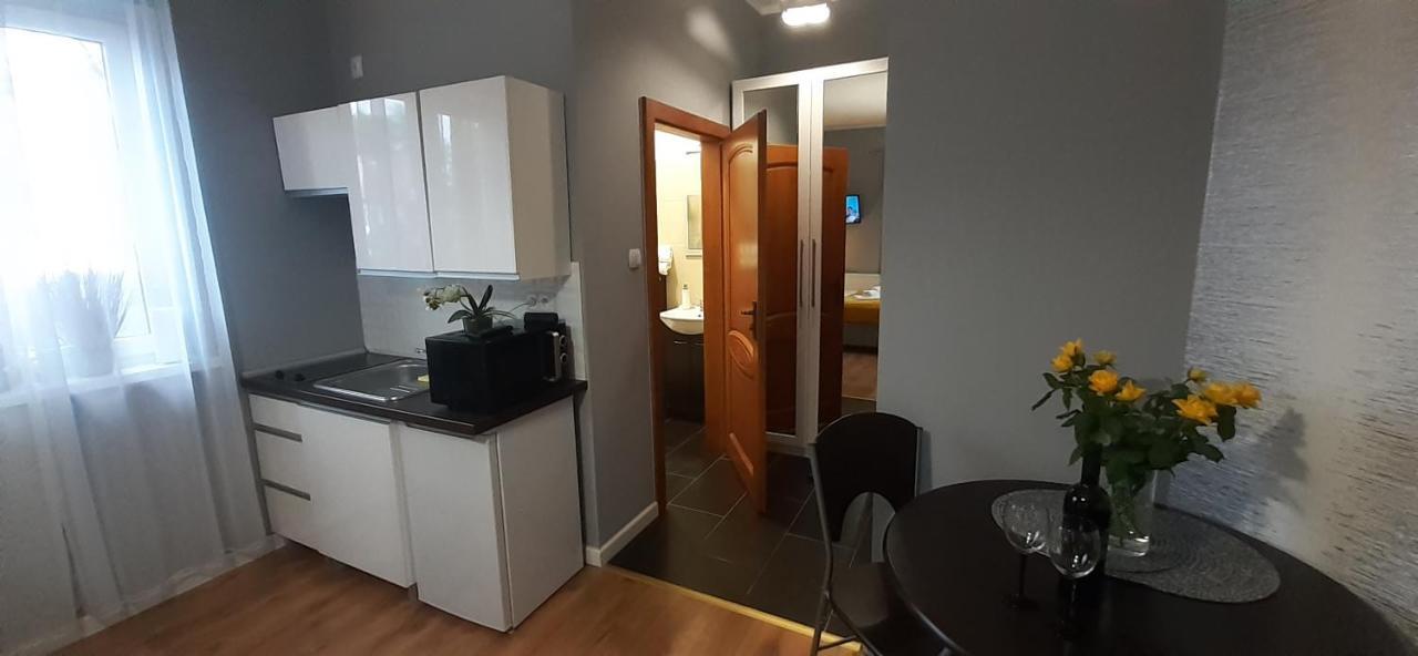 Nr 1 Z Balkonem, Nr 7 Z Tarasem, Wilcza Przy Szlaku